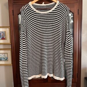 Eileen Fisher Petit Black and Cream Knit Top